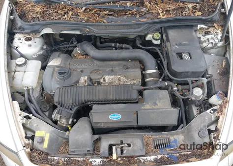 2005 Volvo V50 T5 z USA, uszkodzony, nr VIN YV1MJ682952070898